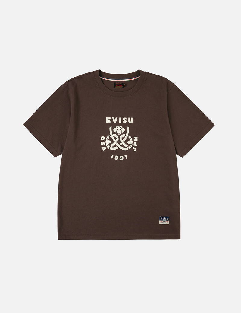 Wheel of Wisdom and Daruma Daicock Print Regular Fit T-Shirt 4