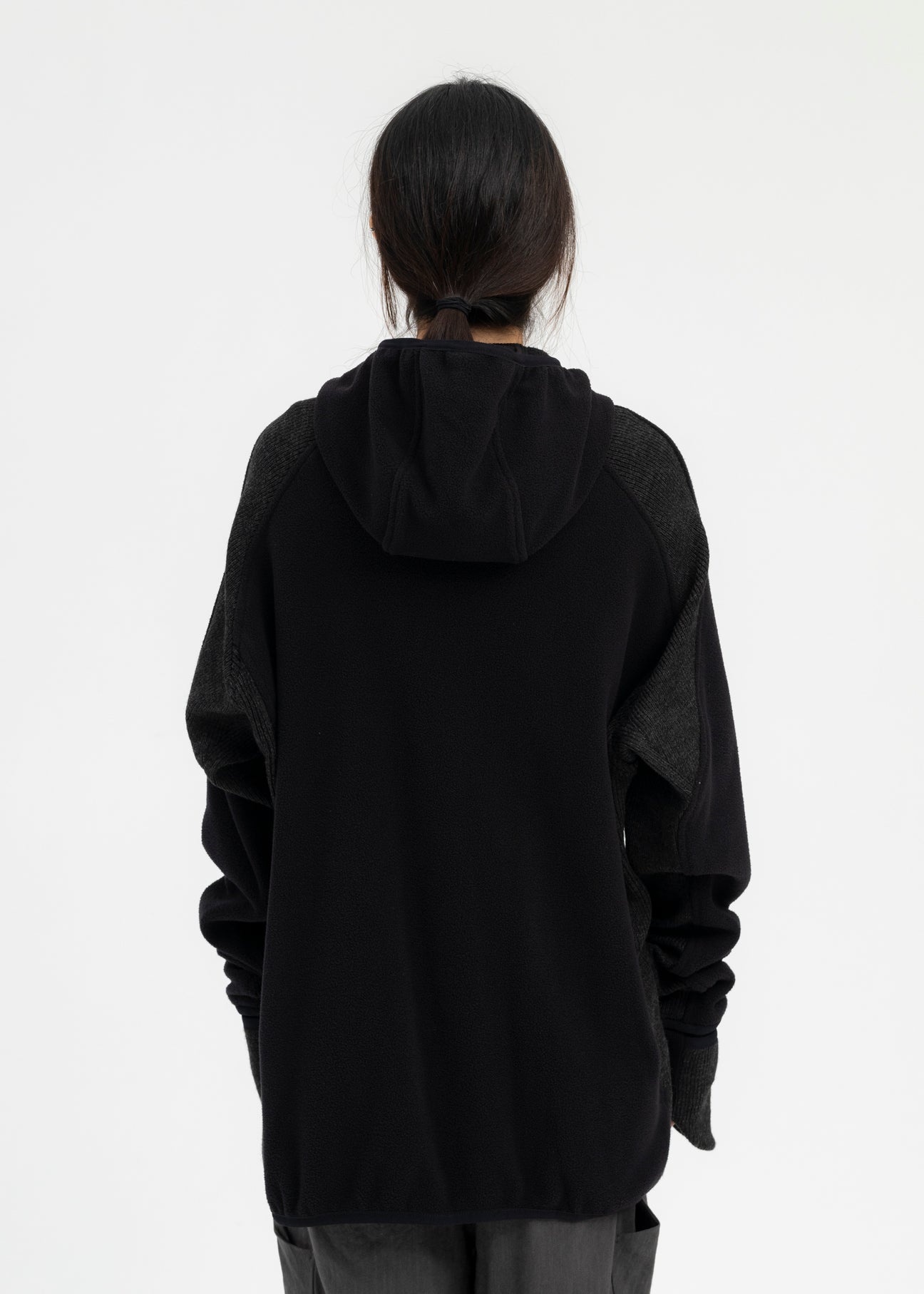 HYEIN SEO BLACK FLEECE JACKET | REVERSIBLE