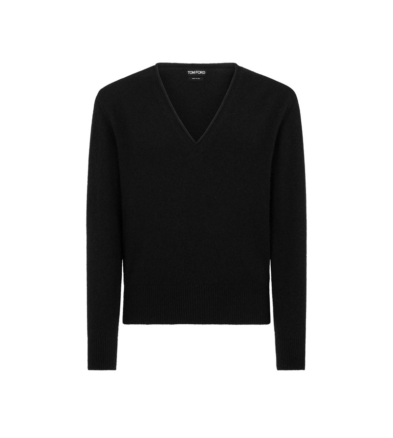 LIGHTWEIGHT CASHMERE SILK V NECK 1