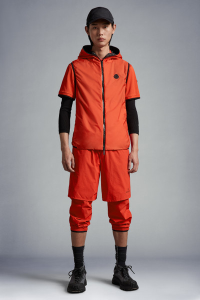 Moncler Pakito Hooded Vest outlook