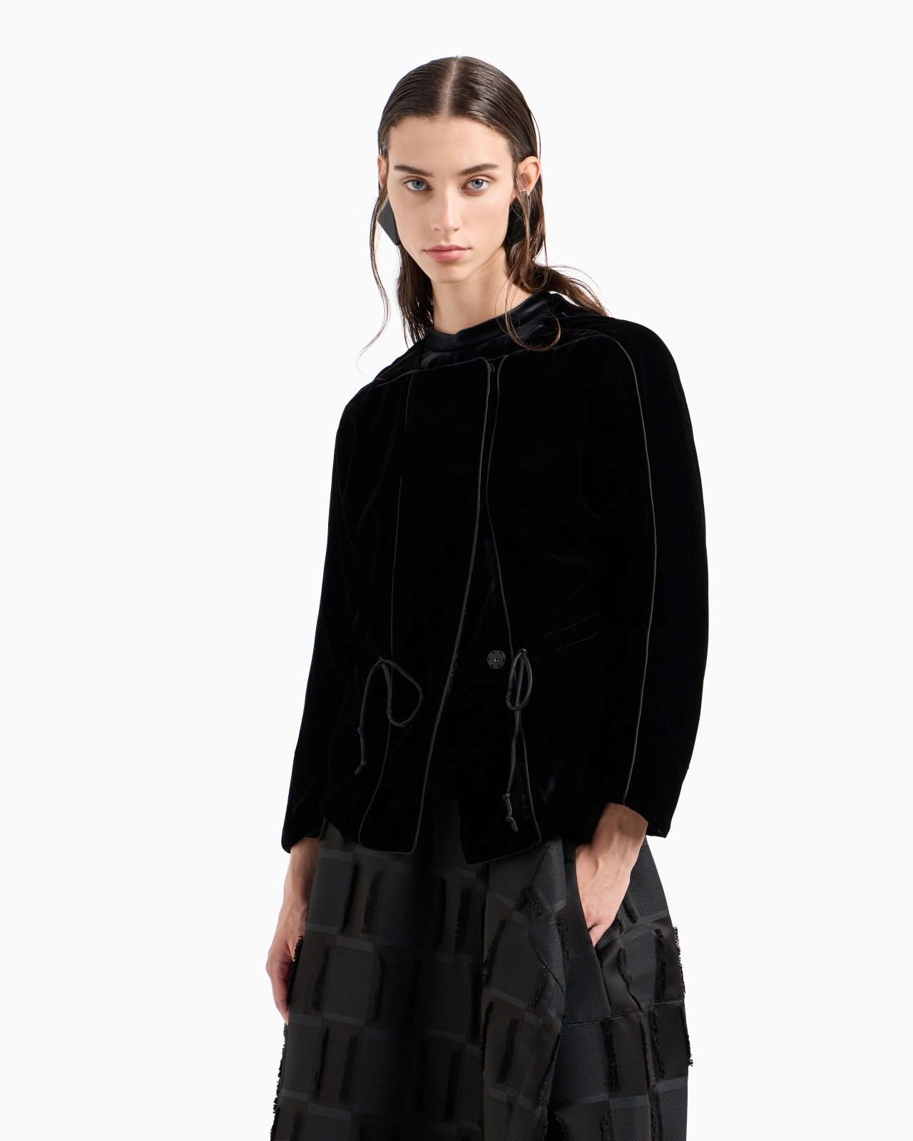 DOUBLE-BREASTED JACKET IN LIQUID VELVET WITH SATIN PIPING - 2