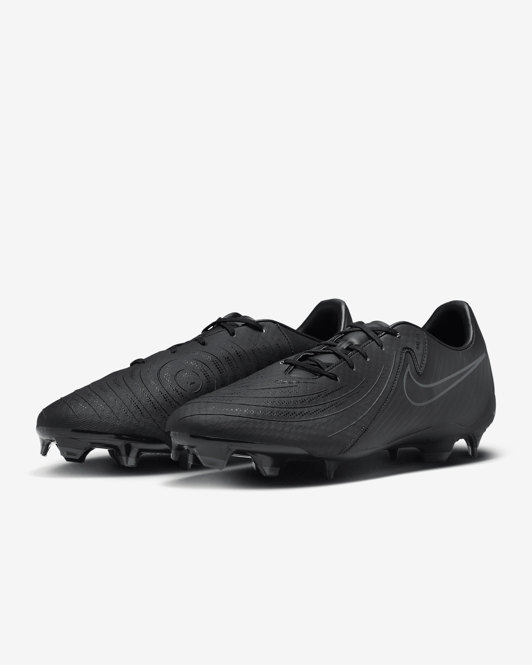 Nike Phantom GX 2 Academy MG Low-Top Soccer Cleats - 5