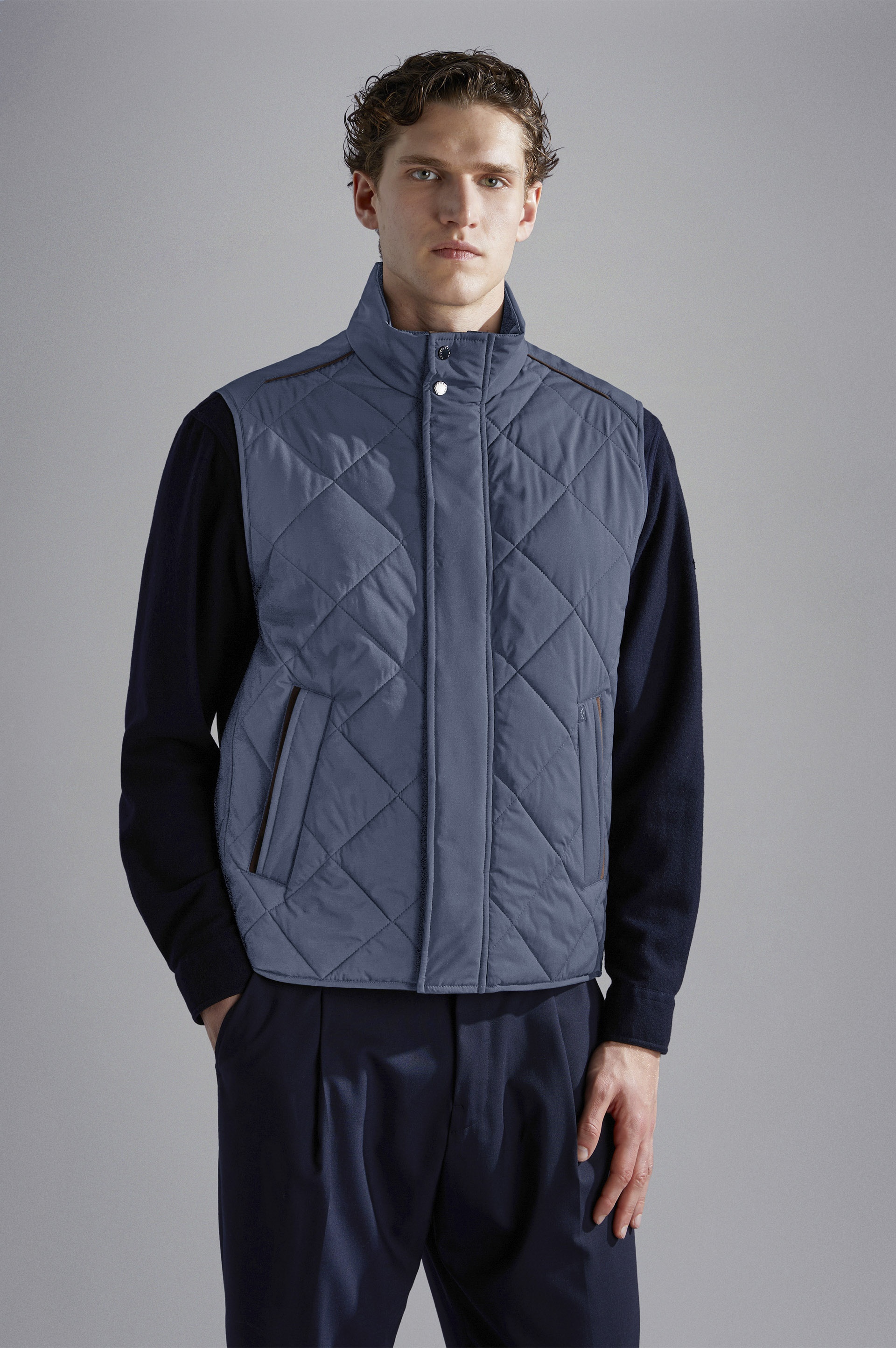 QUILTED VEST WITH ALCANTARA® DETAILS - 7