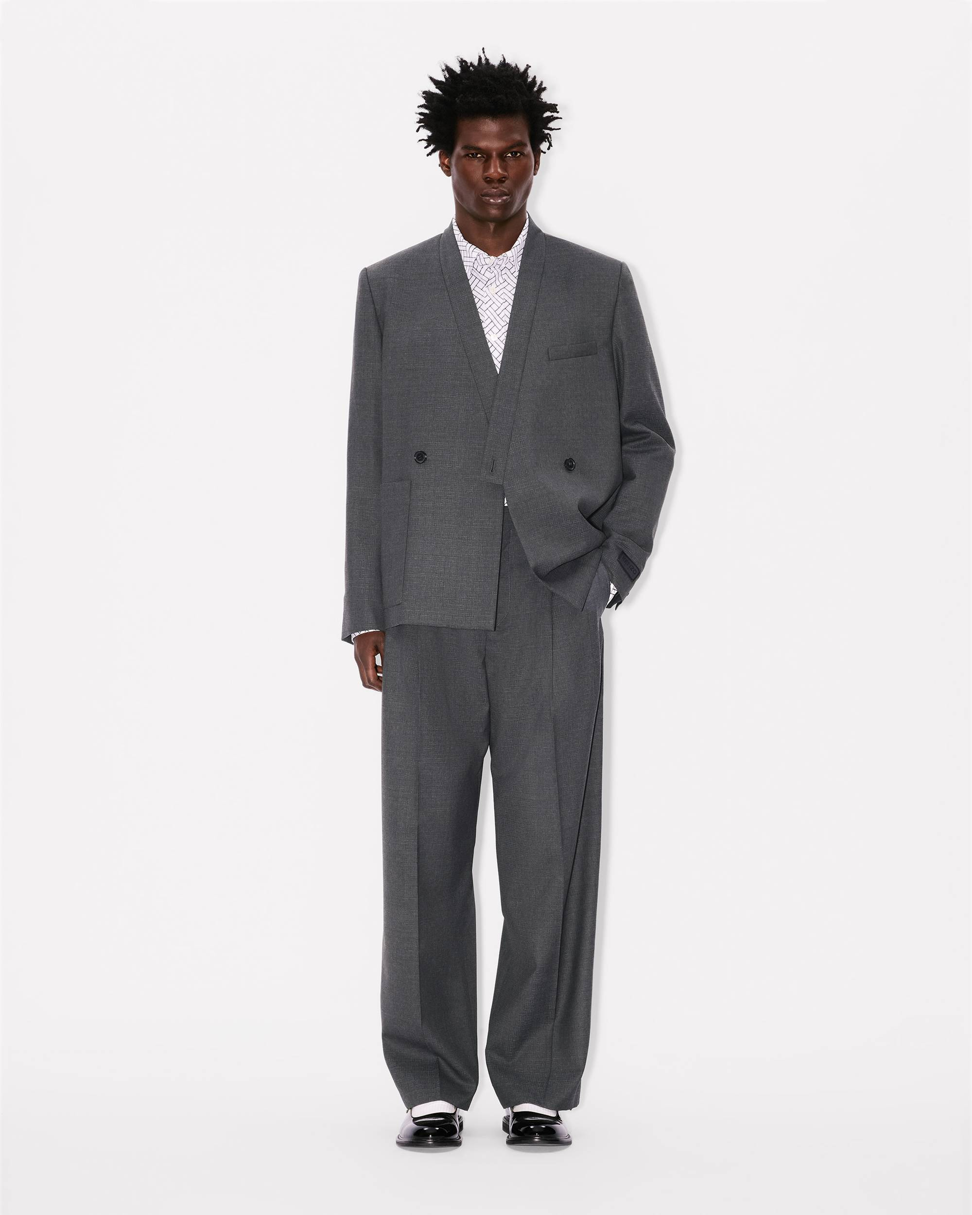 'KENZO Weave' adjusted tailored kimono jacket in wool jacquard - 3