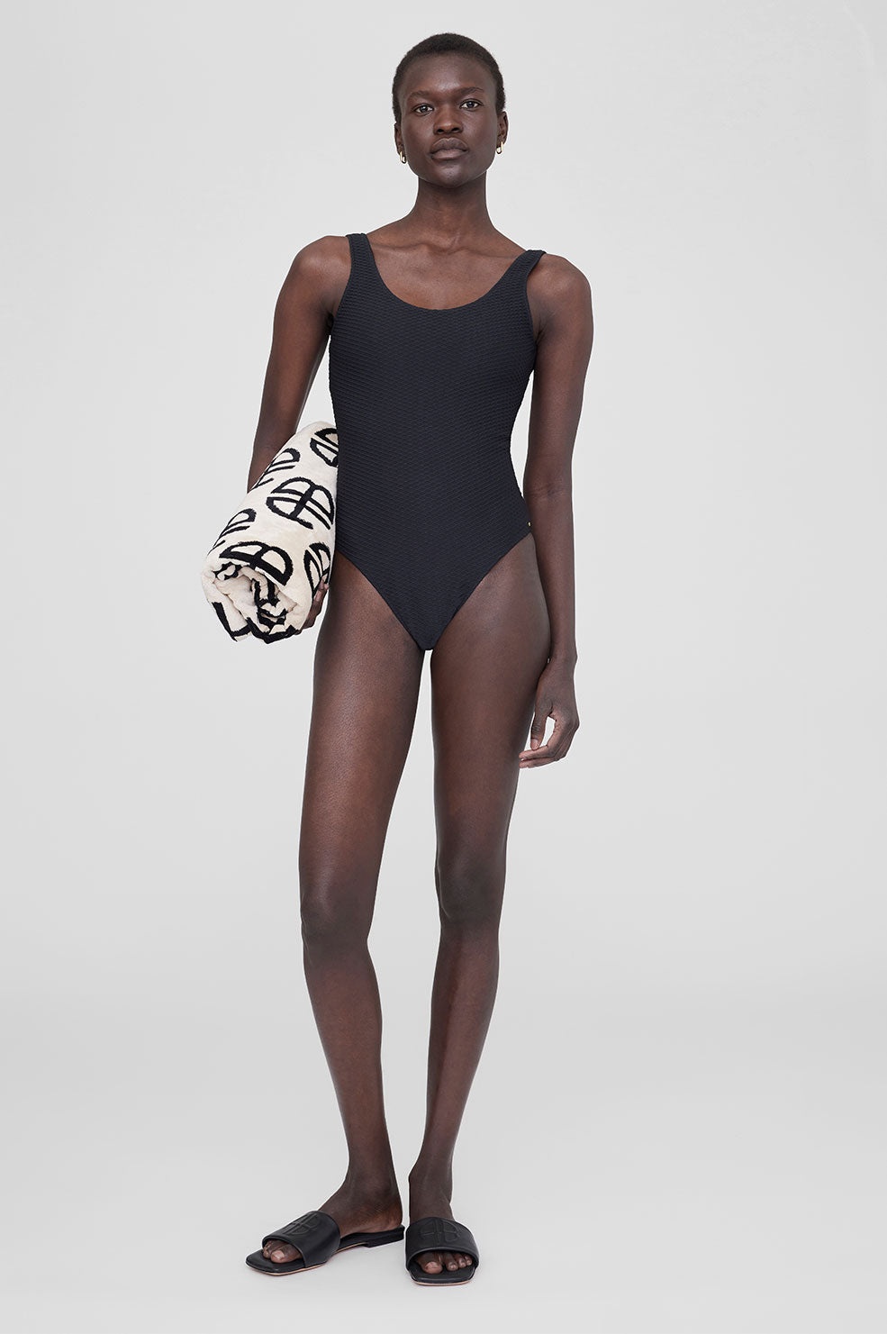 Jace One Piece - Black - 2