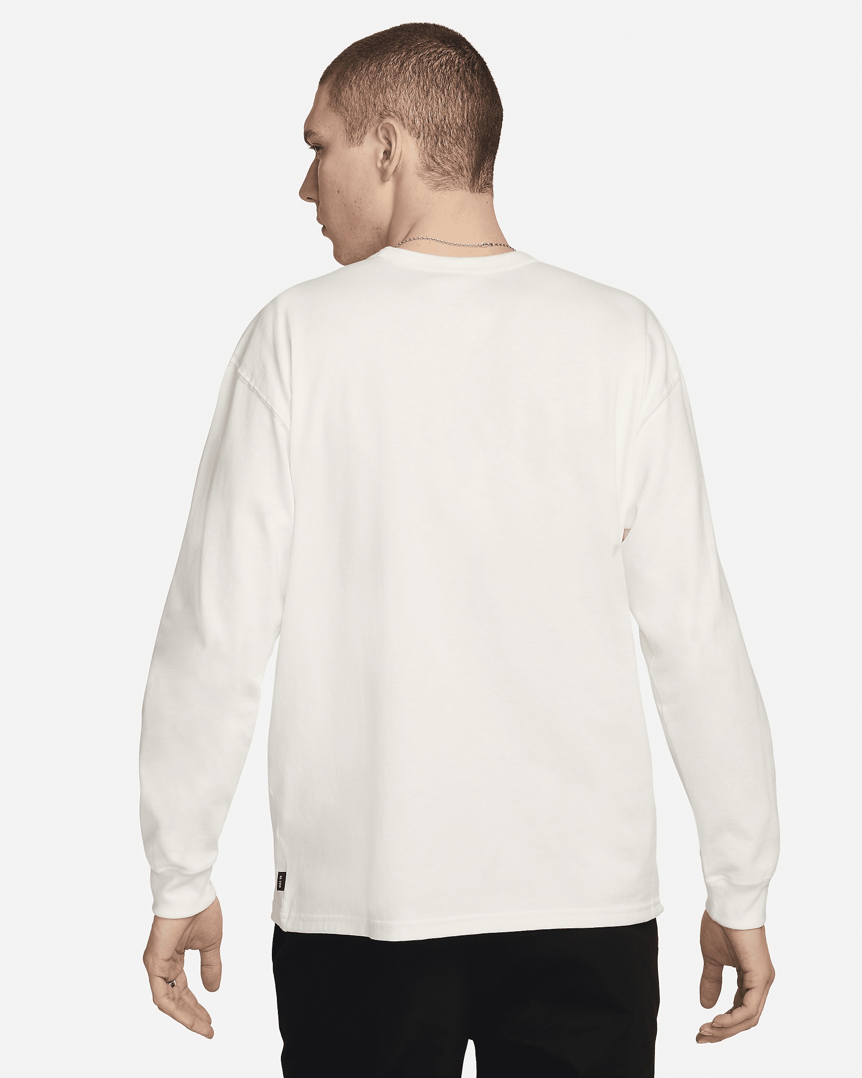 Nike Sportswear Premium Essentials Men's Long-Sleeve Pocket T-Shirt - 2