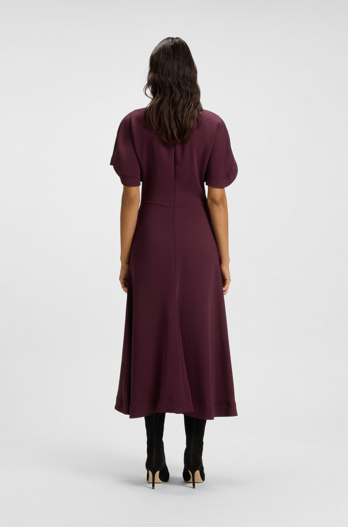 KEYHOLE-NECKLINE DRESS IN SOFT CREPE - 4