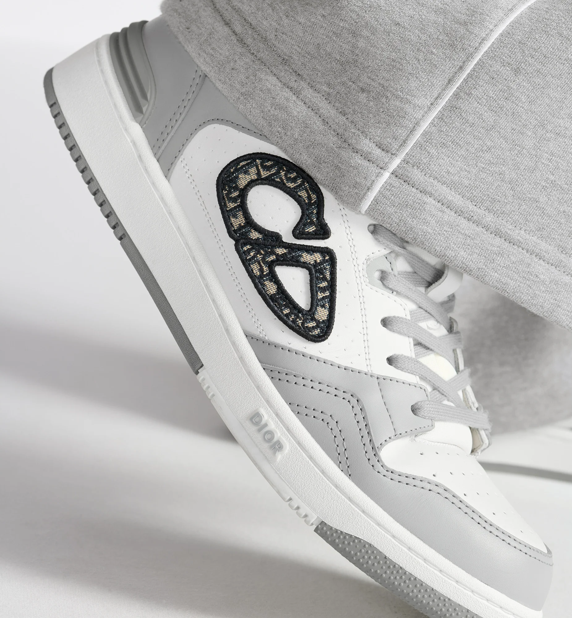 Dior B57 Low-Top Sneaker - 3SN318ZXU_H860 | REVERSIBLE