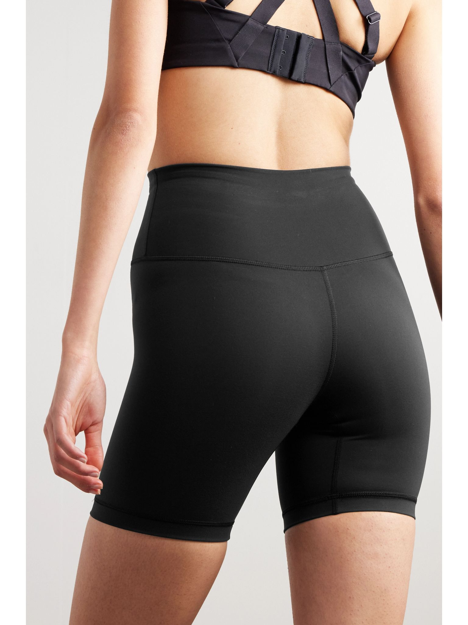Wunder Train Everlux™ high-rise shorts - 6" Black - 3