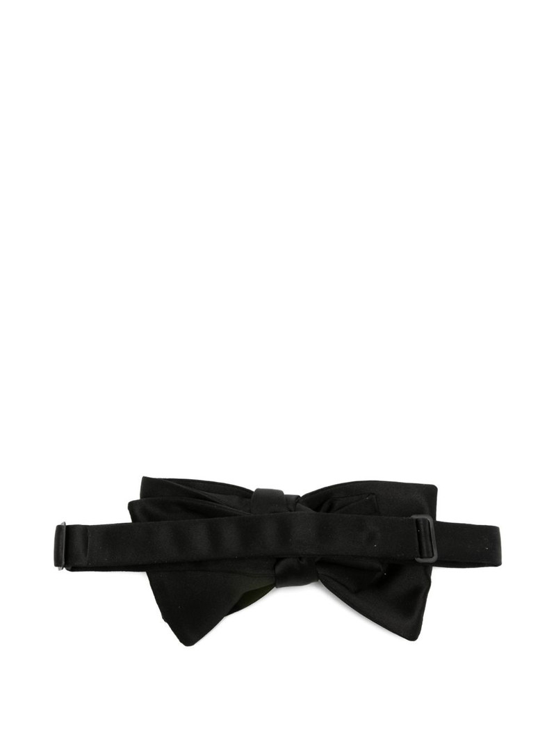 TOM FORD knotted bow tie outlook