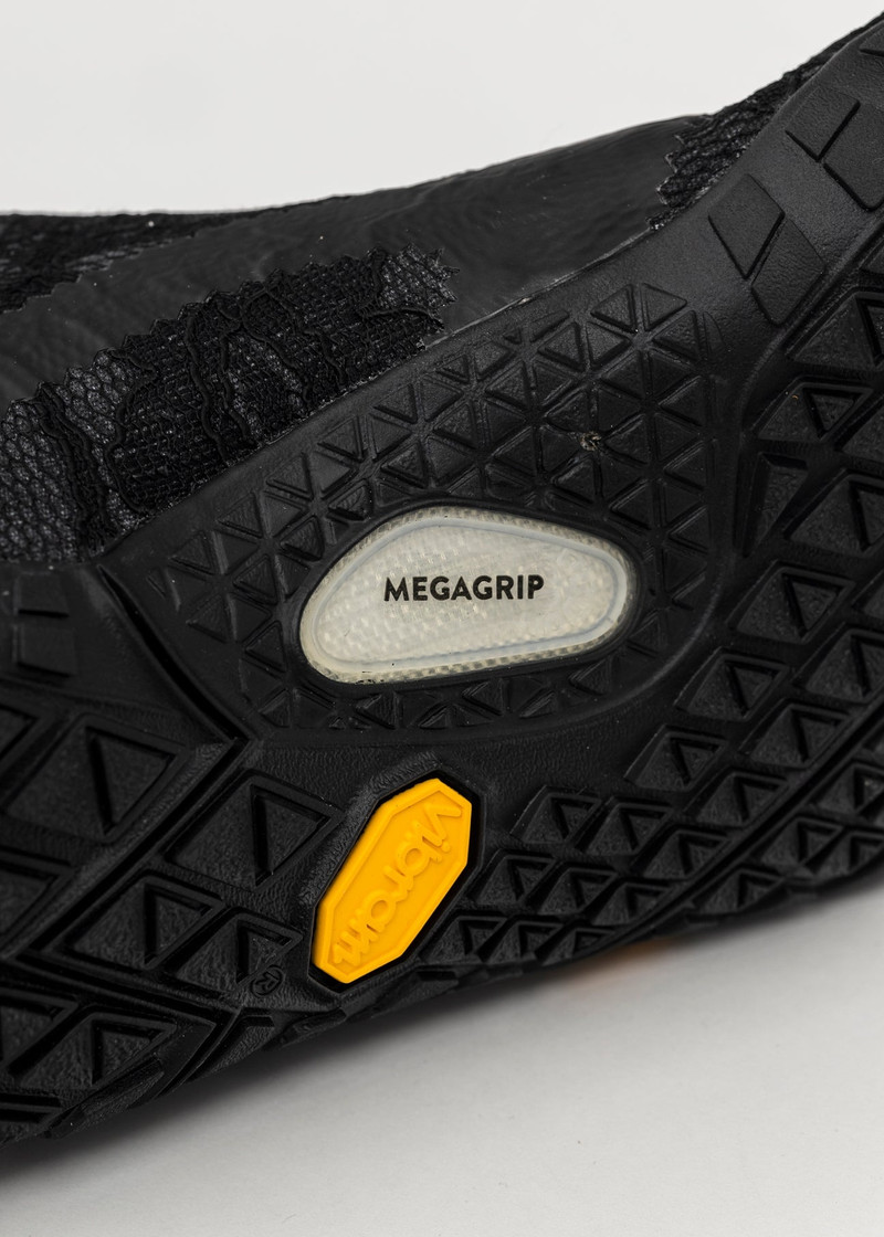 BLACK LACE FIVE FINGERS 8