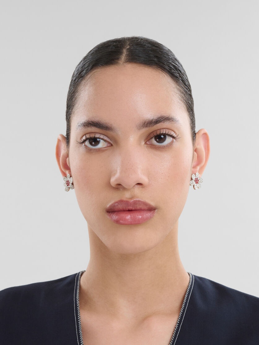 DAISY STUD EARRINGS WITH PAVÉ RHINESTONES - 2