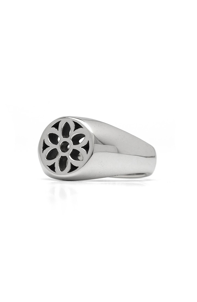 GOOD ART HLYWD Men's Rosette Signet Ring outlook