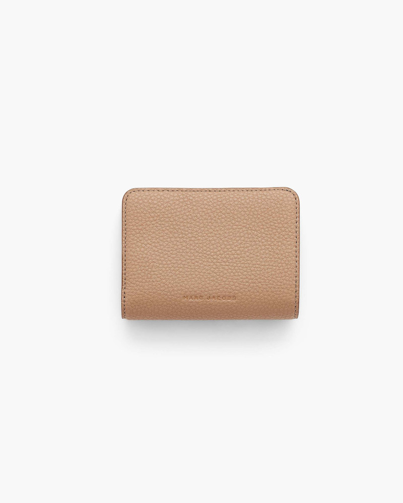 Marc Jacobs THE PEBBLE J MARC MINI COMPACT WALLET outlook