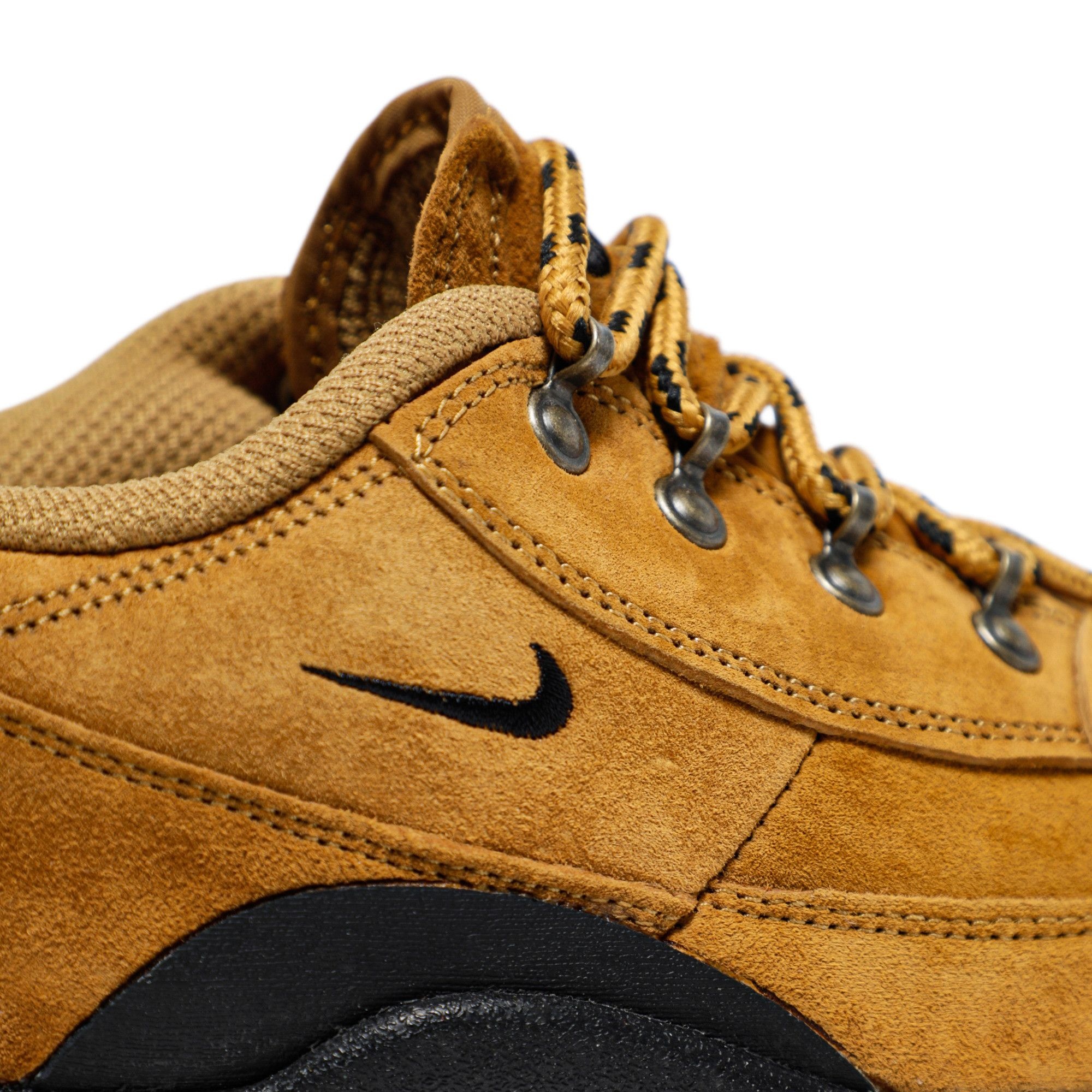Nike Wmns Lahar Low 'Wheat' | goat | REVERSIBLE