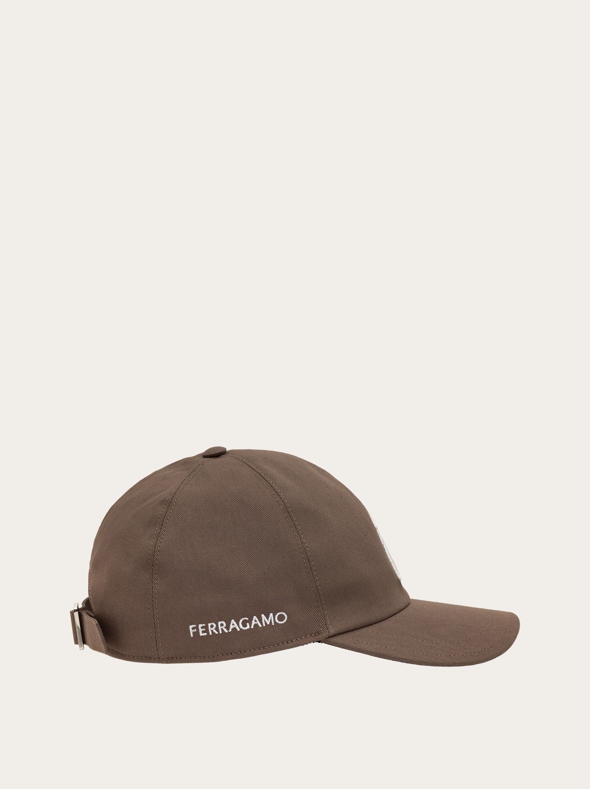 Baseball cap with logo - 4