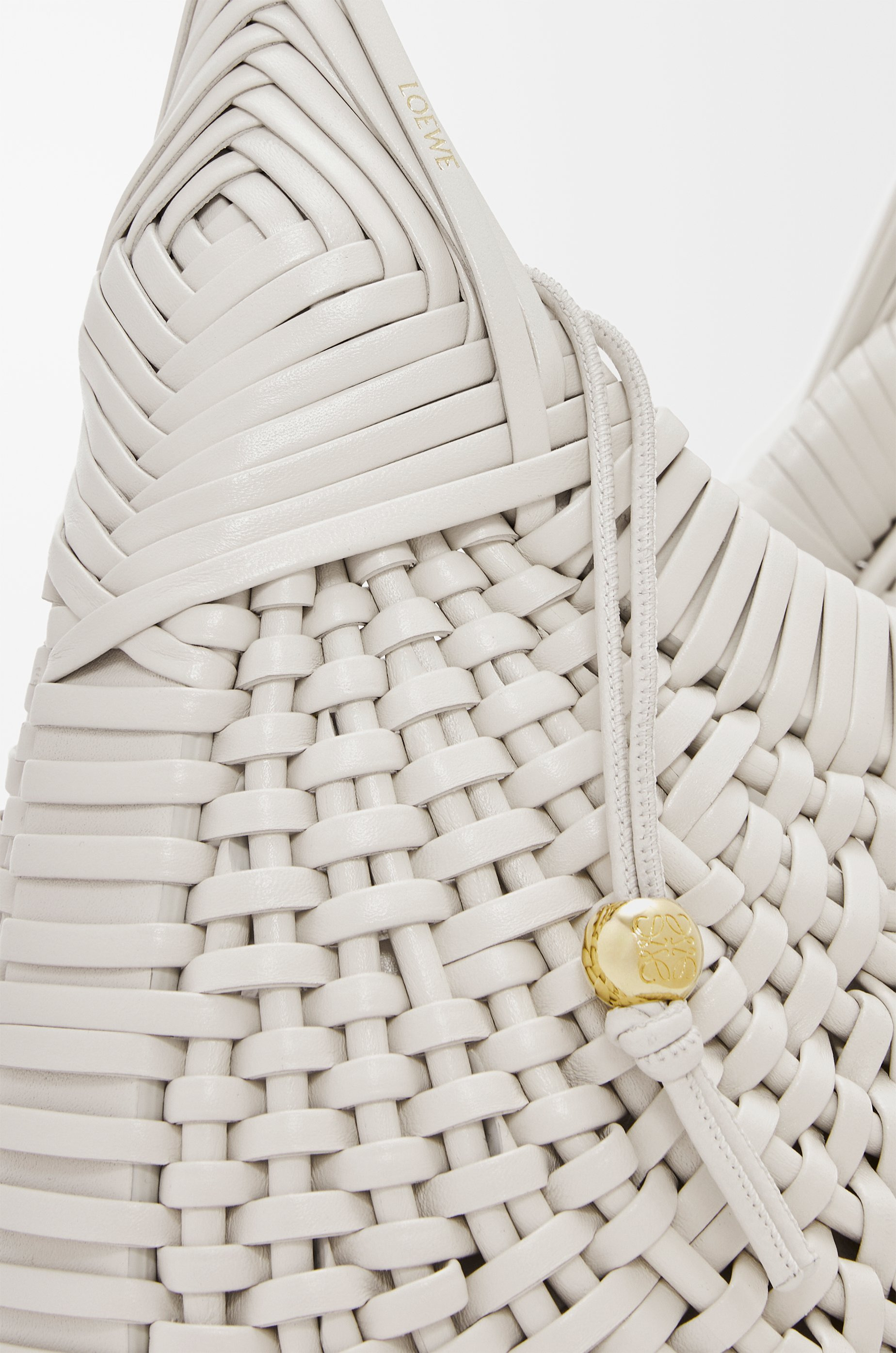 Diamond Hobo bag in calfskin - 10