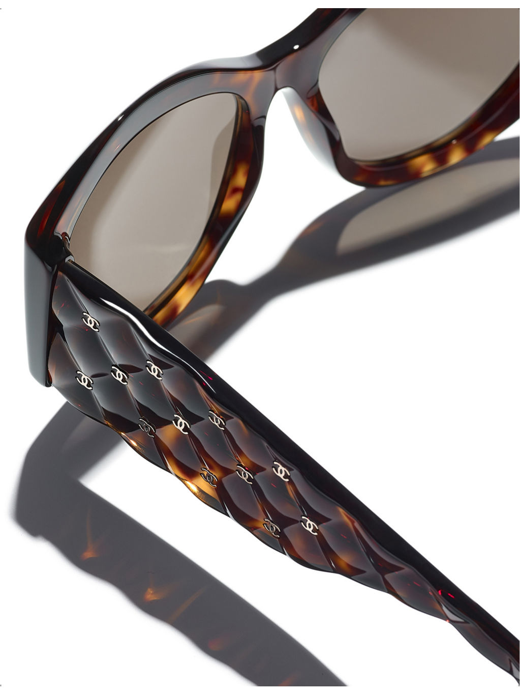 Oval Sunglasses - 4
