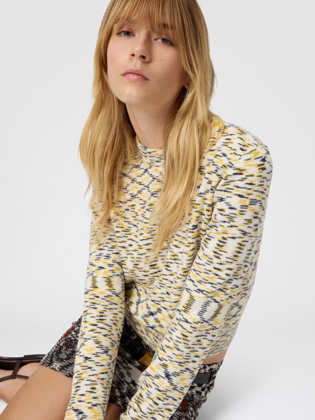 Crew Neck Sweater with Flame Pattern - 4