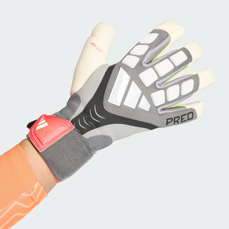 PREDATOR GOALKEEPER GLOVE PRO HYBRID STRAP 3