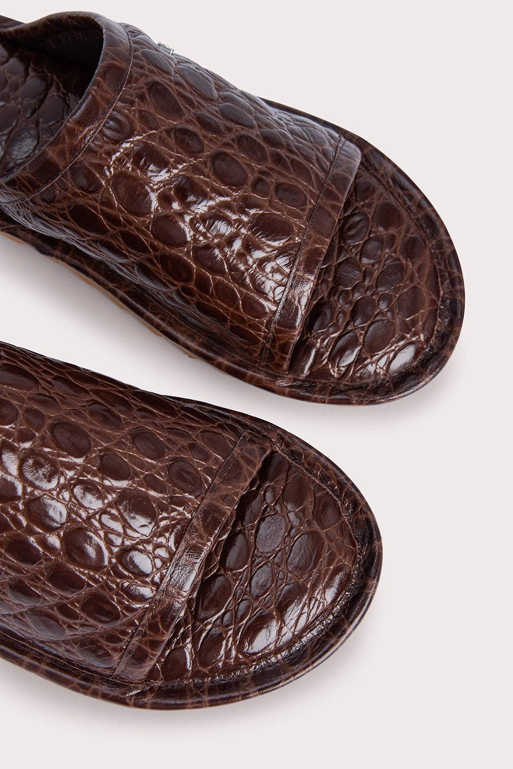 Ari Sequoia Circular Croco Embossed Leather - 7