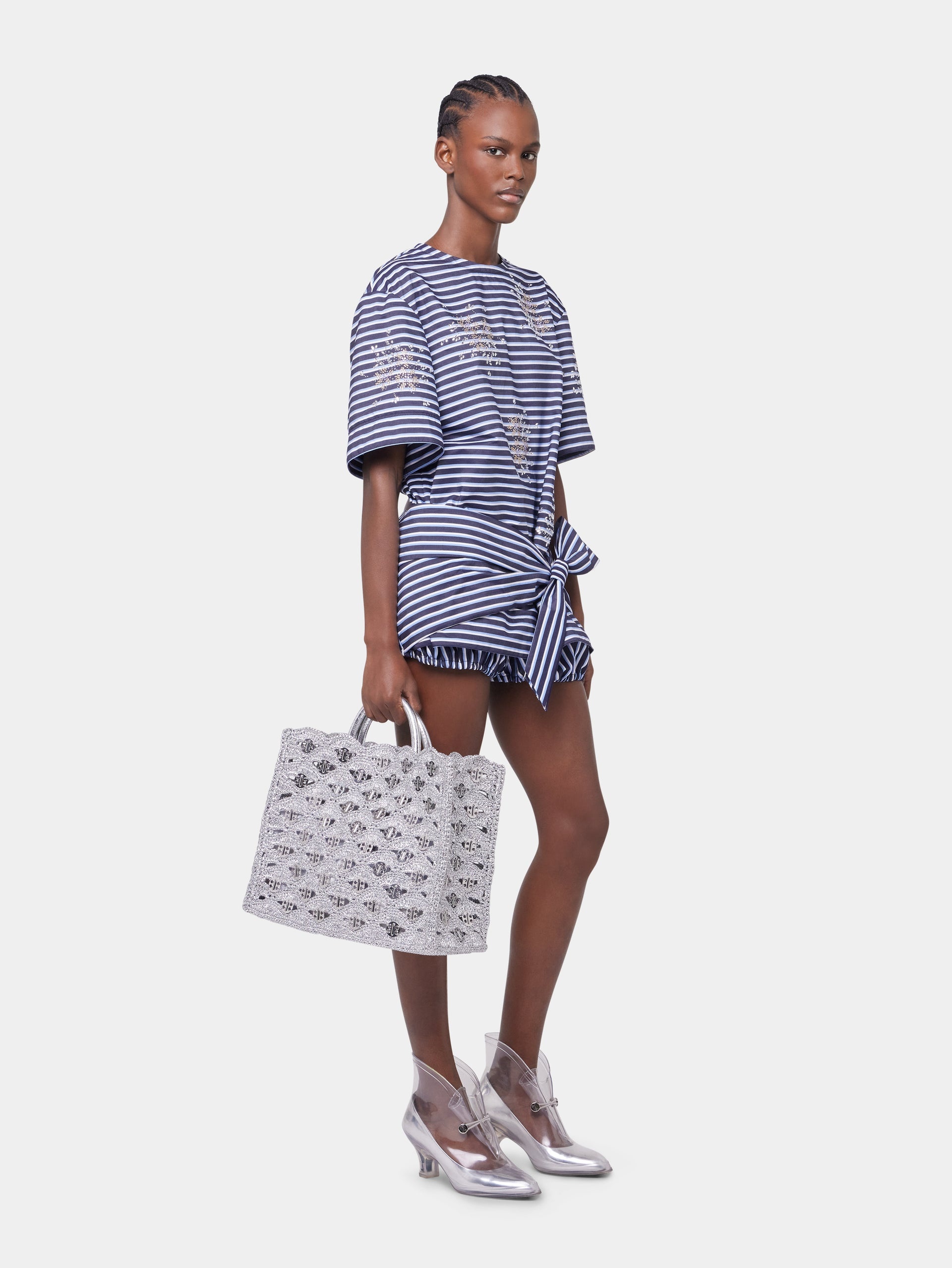STRIPED WHITE AND BLUE EMBROIDERED TEE-SHIRT IN COTTON POPLIN - 4