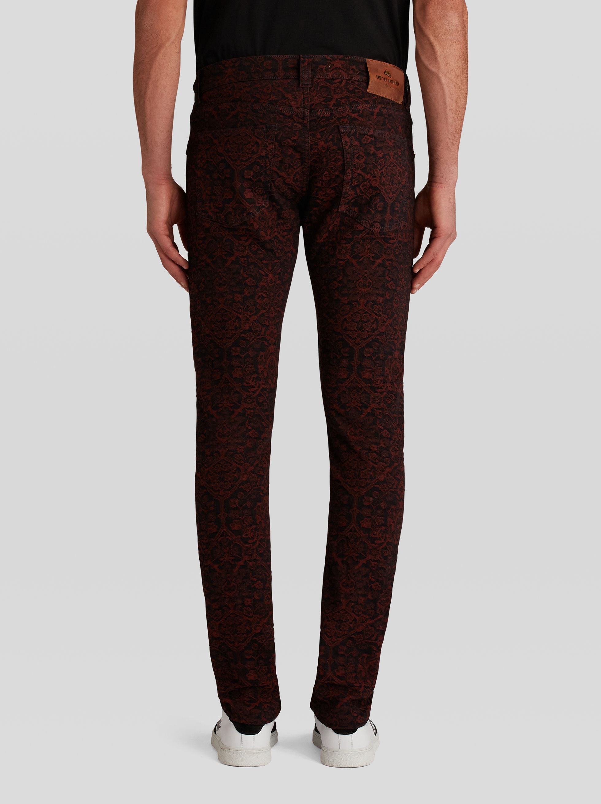 JACQUARD JEANS WITH CARPET PATTERN - 4