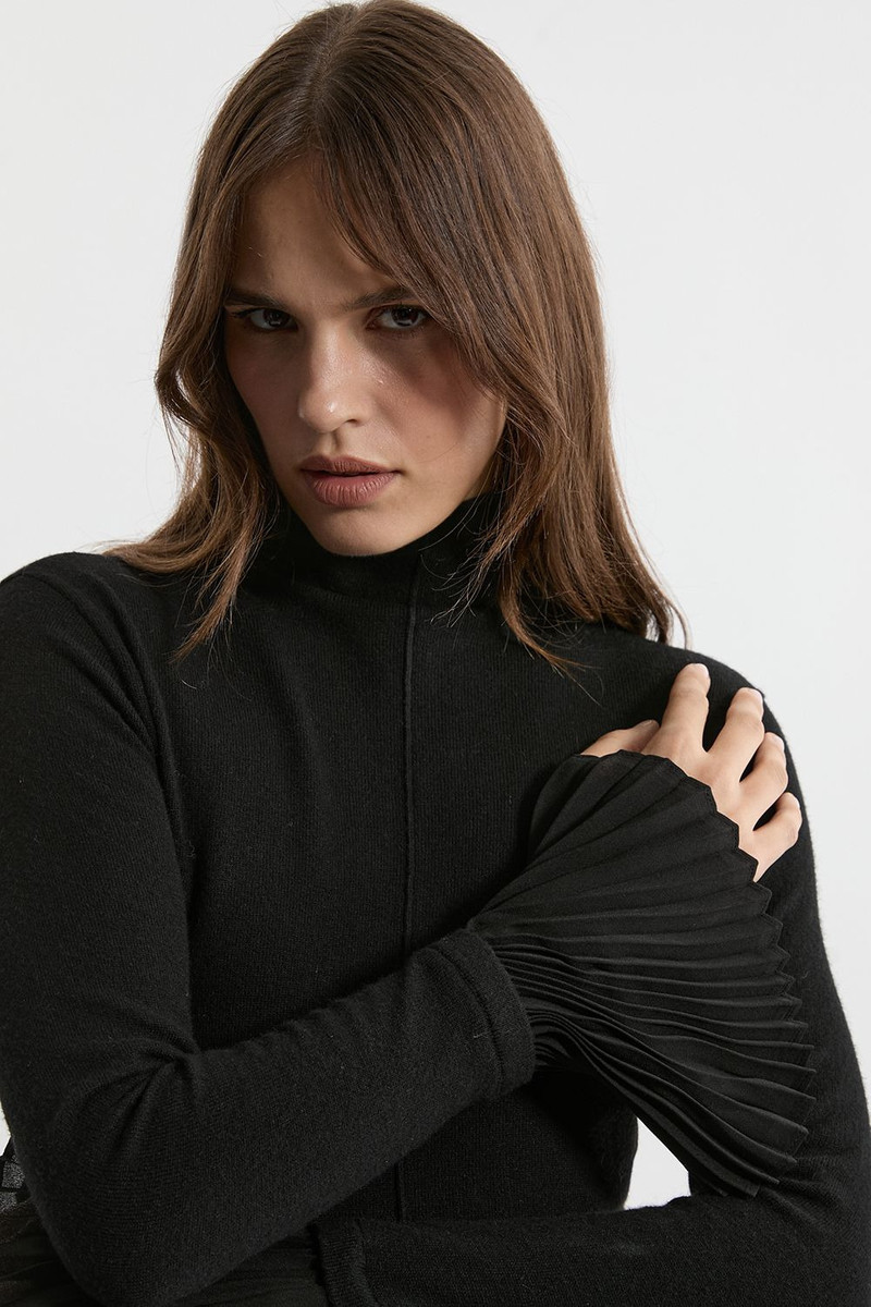 KAREN MILLEN Wool and Alpaca Blend Knit Top With Pleated Silk Woven Cuffs outlook