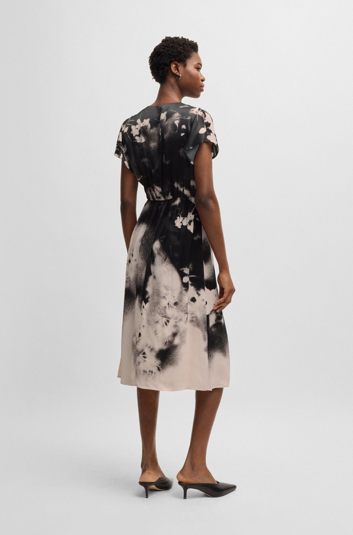 V-NECK DRESS WITH DEGRADÉ FLORAL PRINT - 4