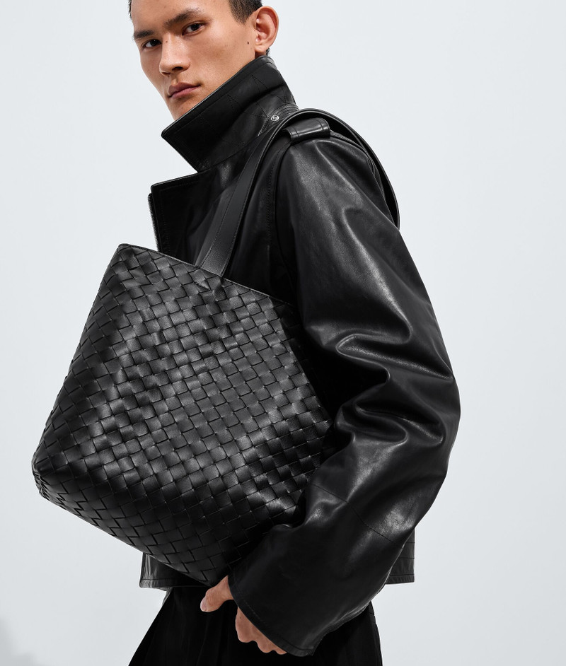 Bottega Veneta 작은 Intrecciato Zipped 토트 outlook