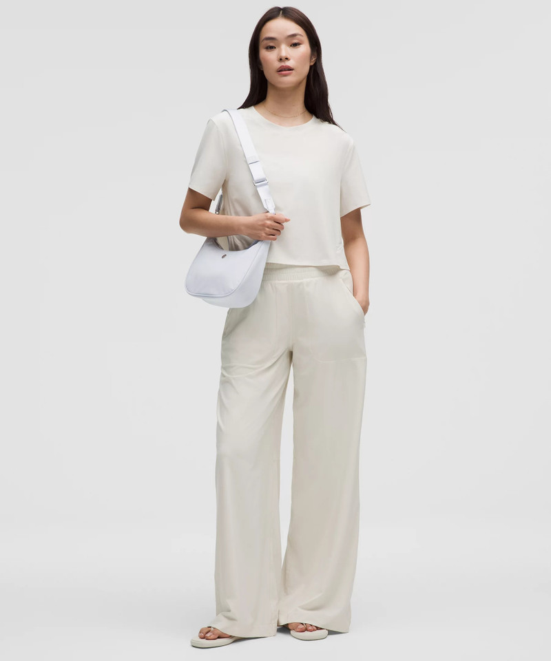 City Essentials Small Shoulder Bag 3L 5