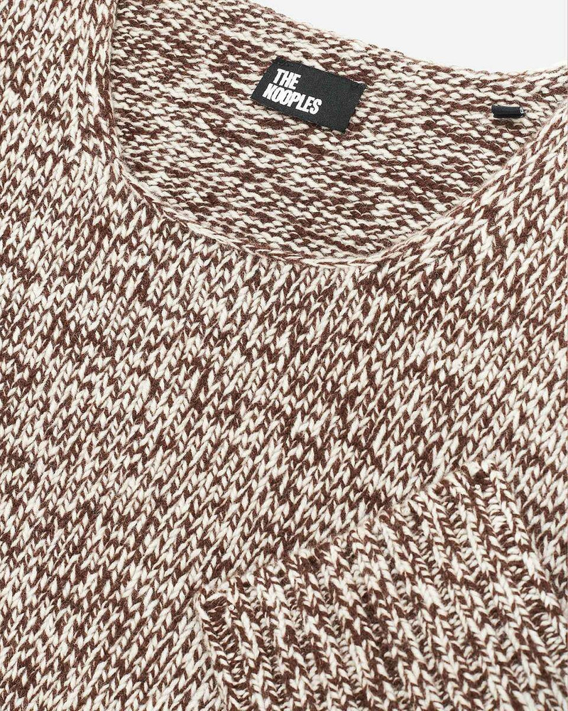 BEIGE AND WHITE SWEATER 6