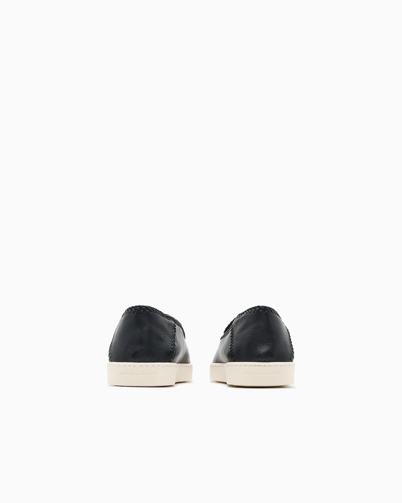 GIORGIO ARMANI 갤러리아 3 냅파 가죽 슬립 온 outlook