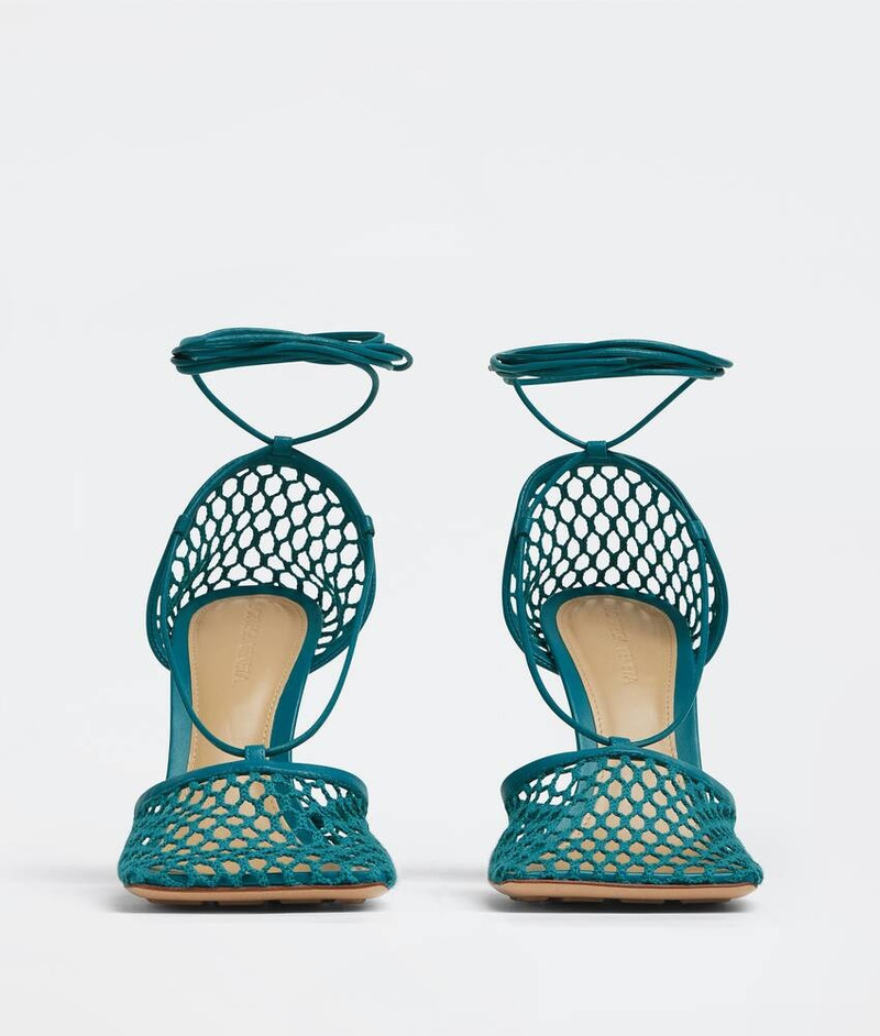 Bottega Veneta stretch outlook