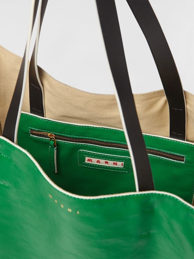 MUSEO SOFT BAG IN GREEN AND BLUE CALFSKIN - 4