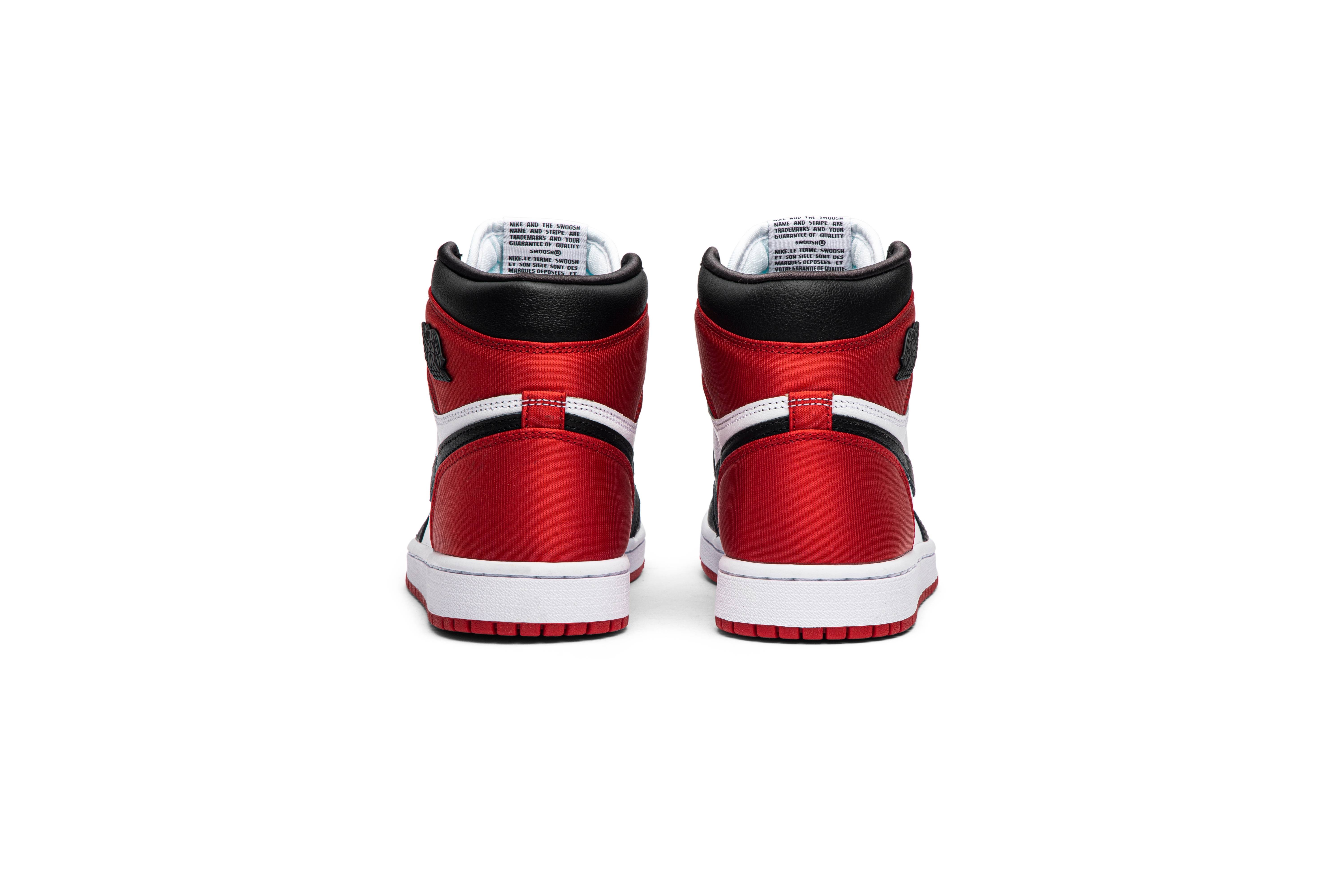 Wmns Air Jordan 1 Retro High 'Satin Black Toe' - 6