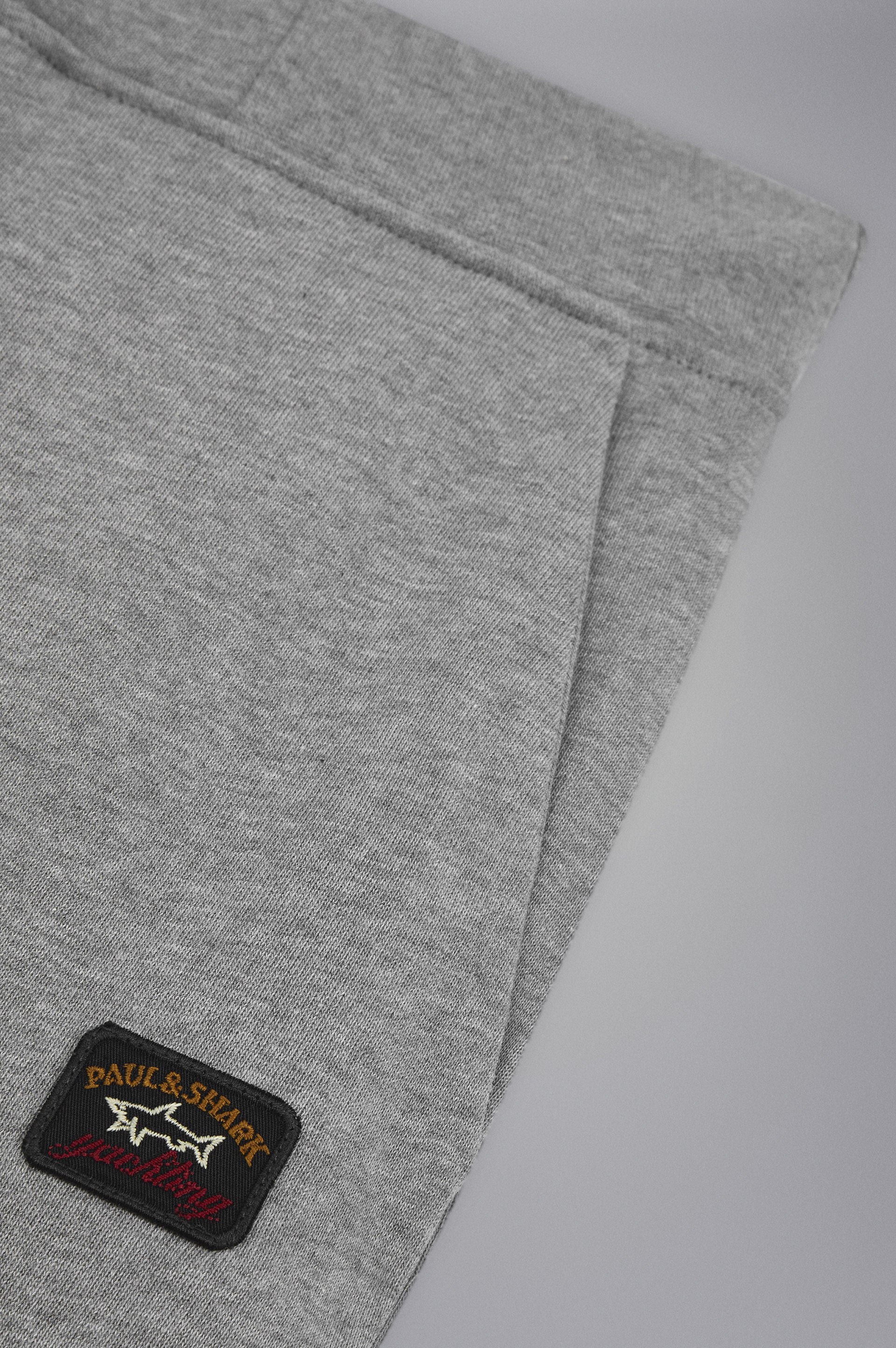 COTTON SWEATPANTS WITH ICONIC BADGE - 5