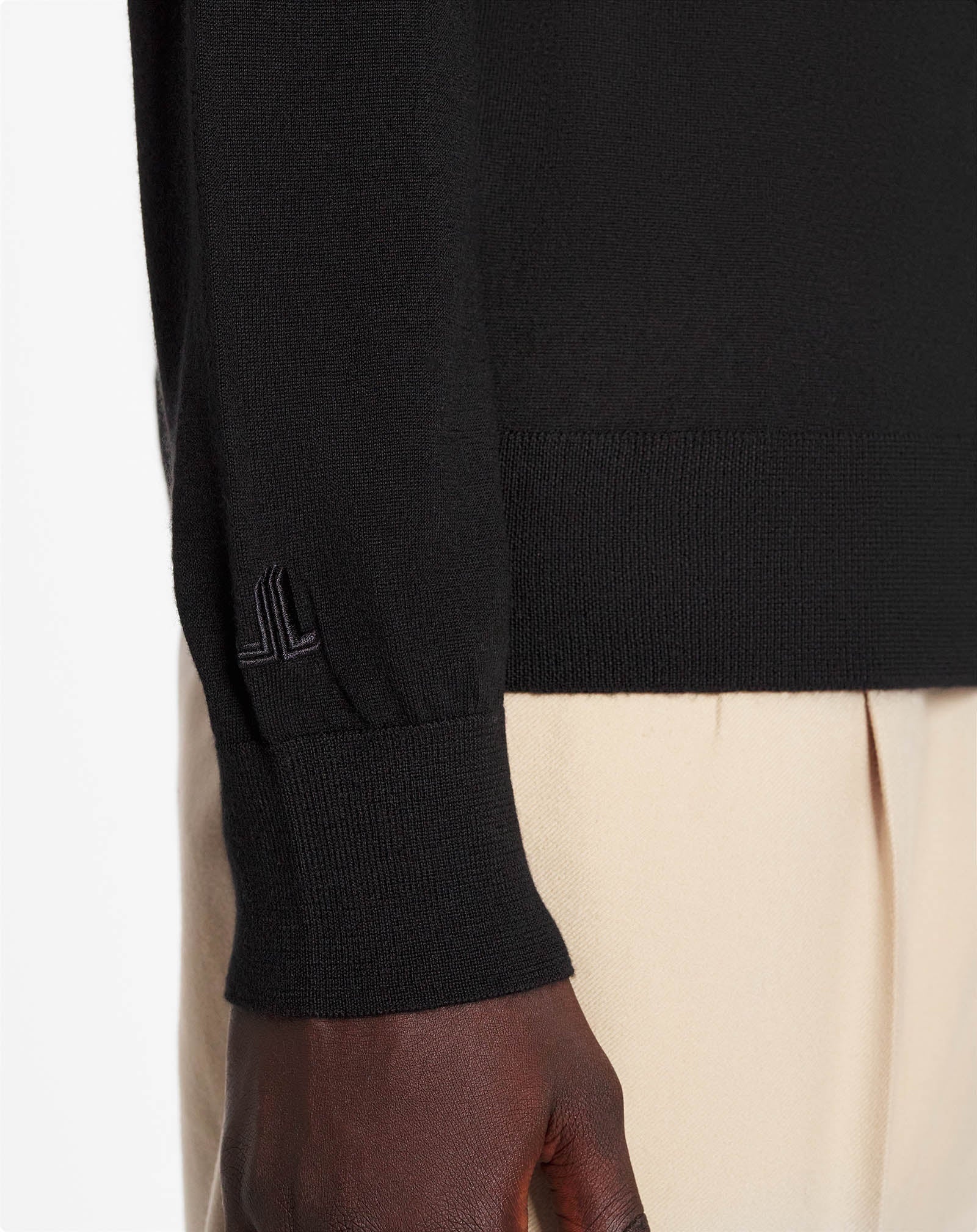 CASHMERE ROUND NECK SWEATER - 4