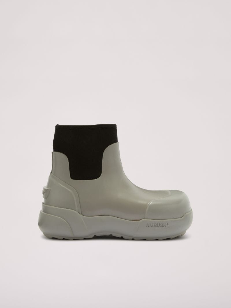 RUBBER BOOT 1