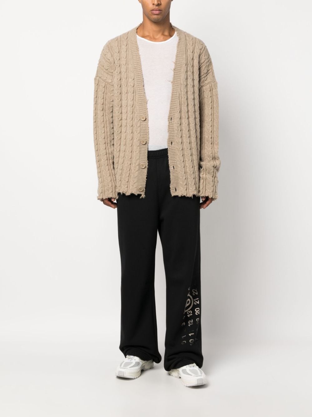 V-neck cabel-knit cardigan - 2