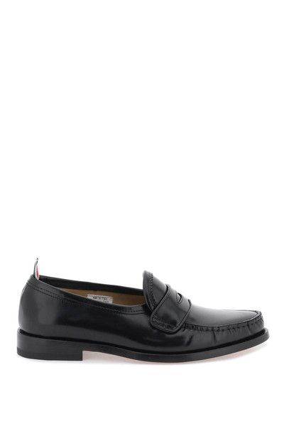Thom Browne Loafers

Pleated Thom Browne outlook