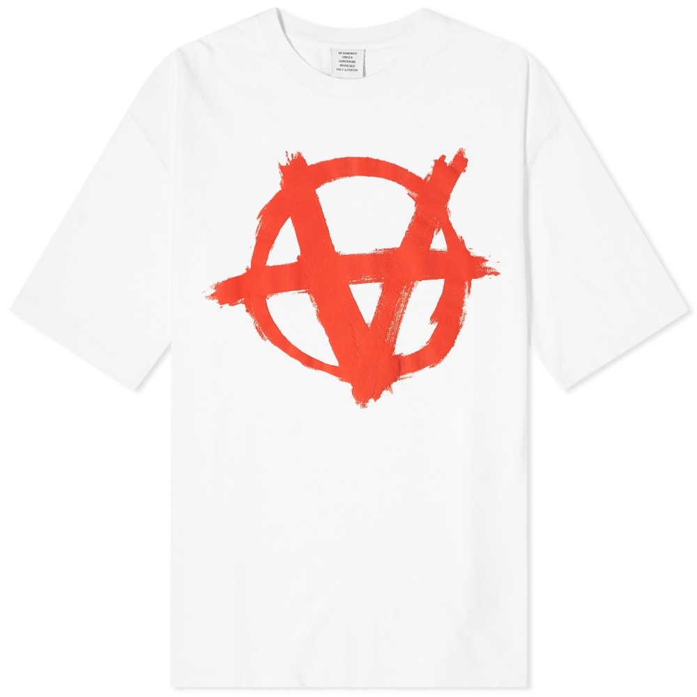 VETEMENTS Oversized Anarchy Gothic Logo Tee - 1