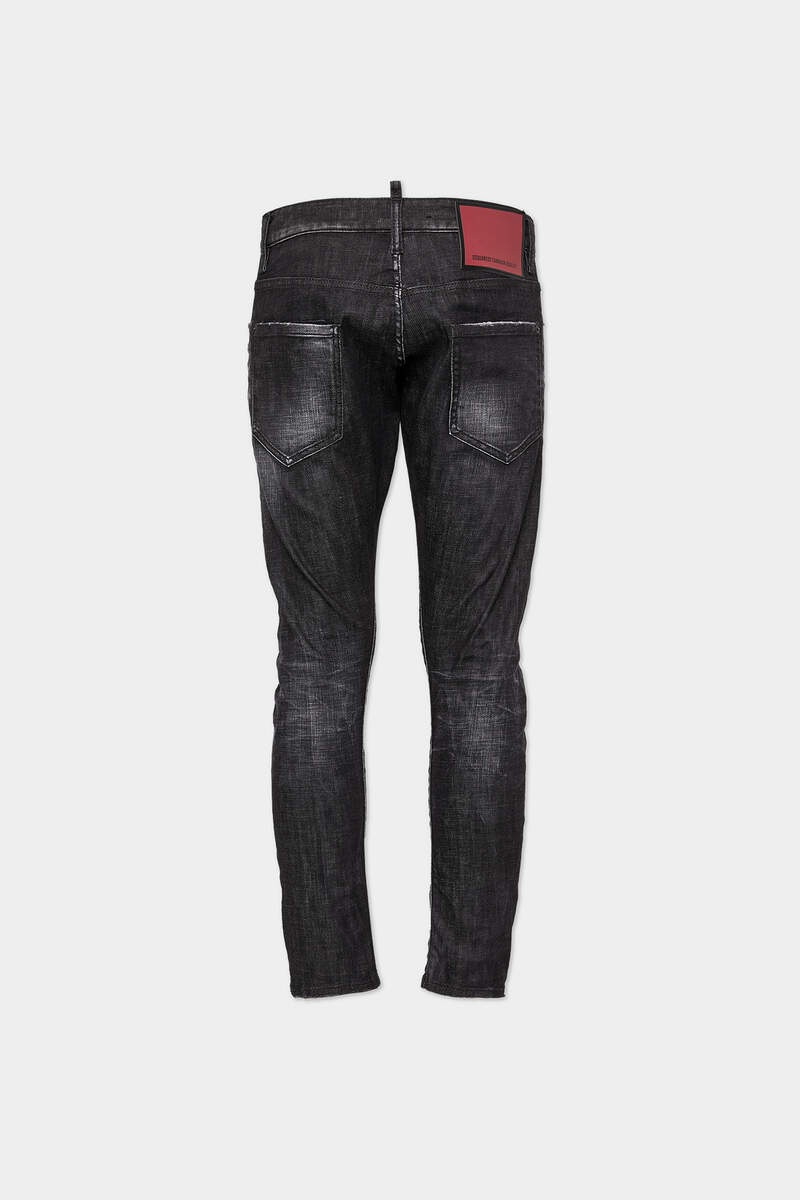 DSQUARED2 BLACK EASY WASH SEXY TWIST JEANS outlook