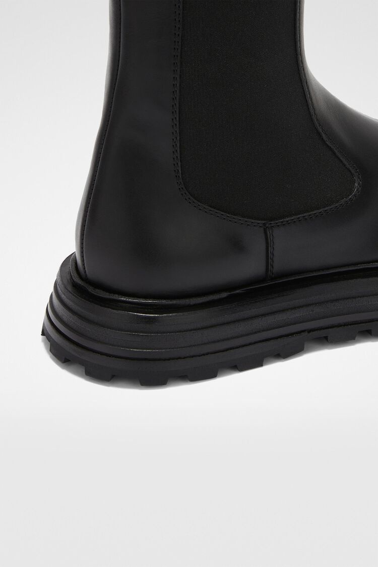 Chelsea Boots - 6