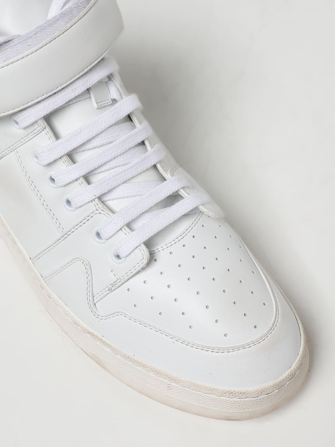 Saint Laurent sneakers in used effect leather - 4