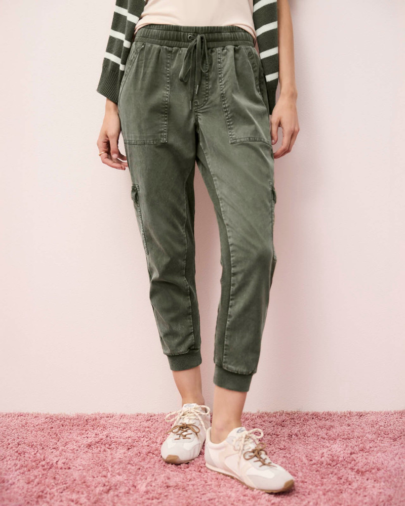 Splendid Jaclyn Jogger outlook
