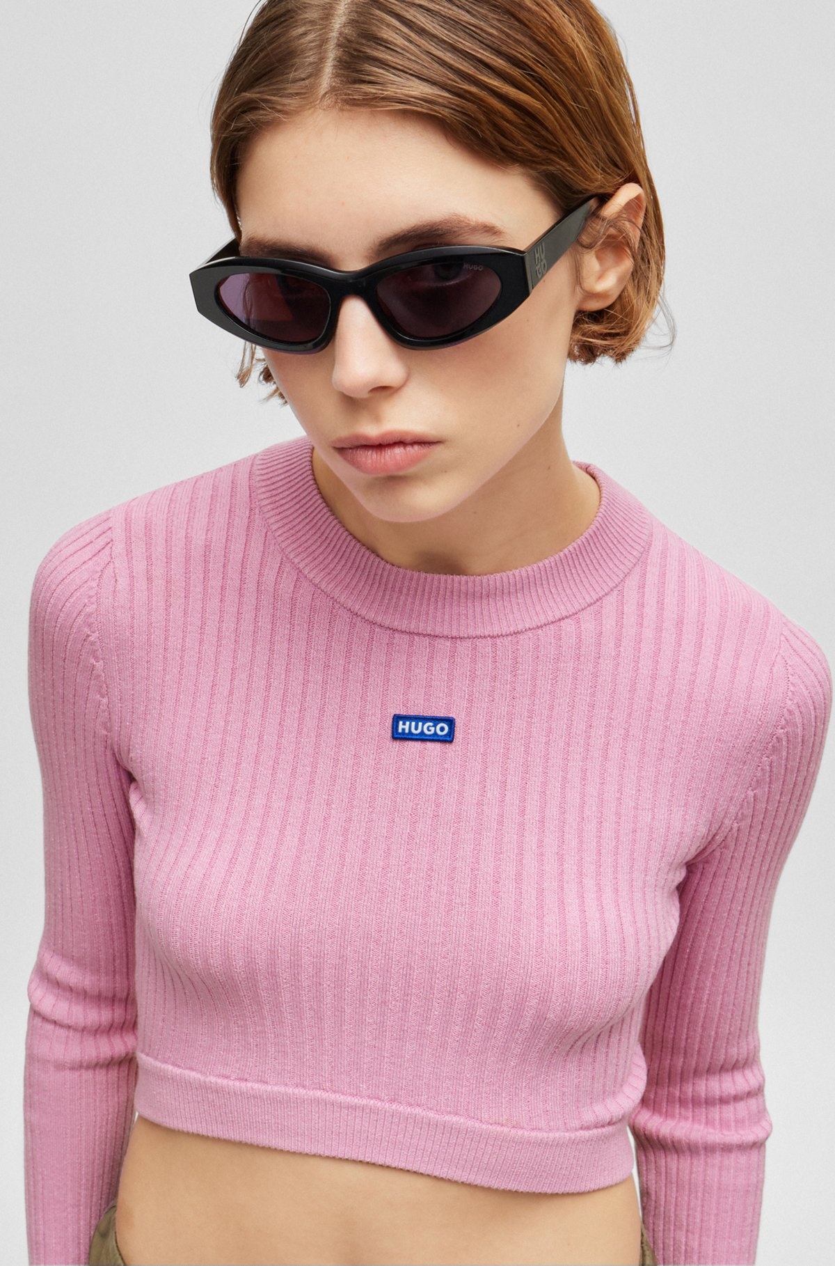 CROPPED SWEATER WITH BLUE LOGO LABEL - 5