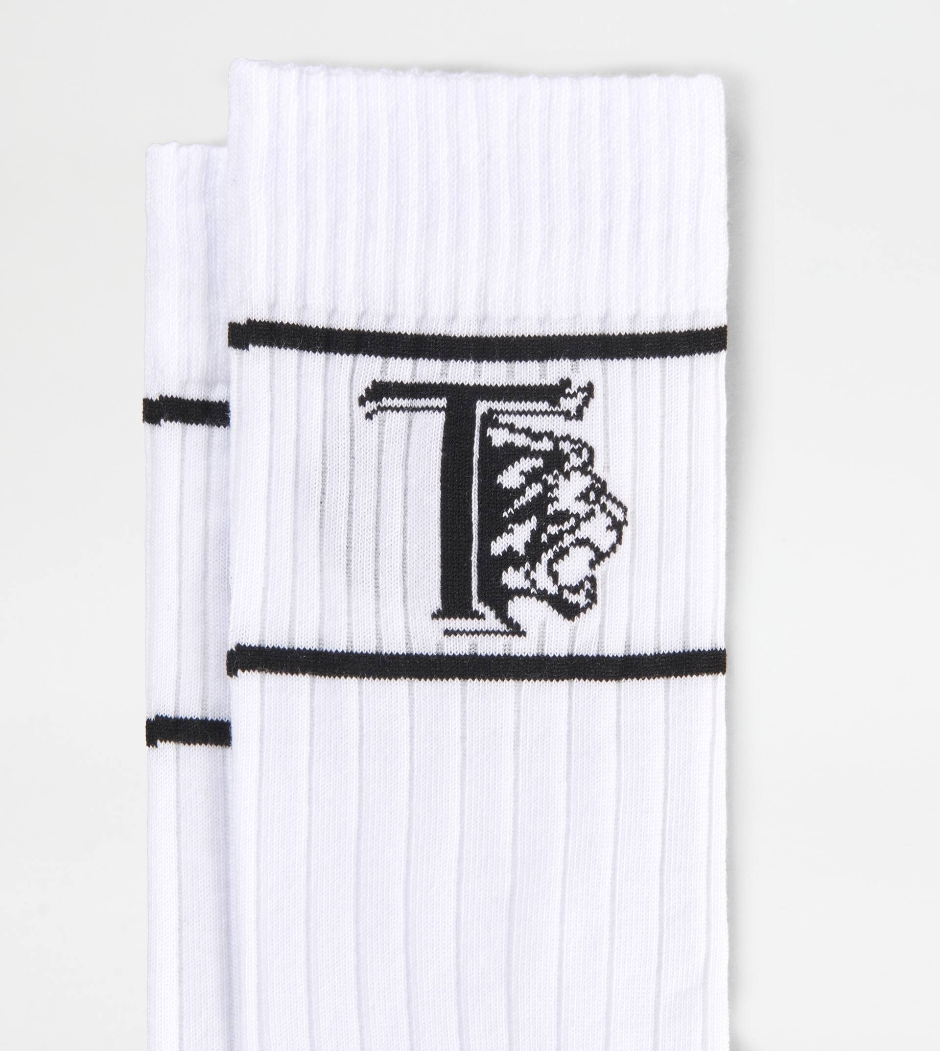 SOCKS - WHITE - 2