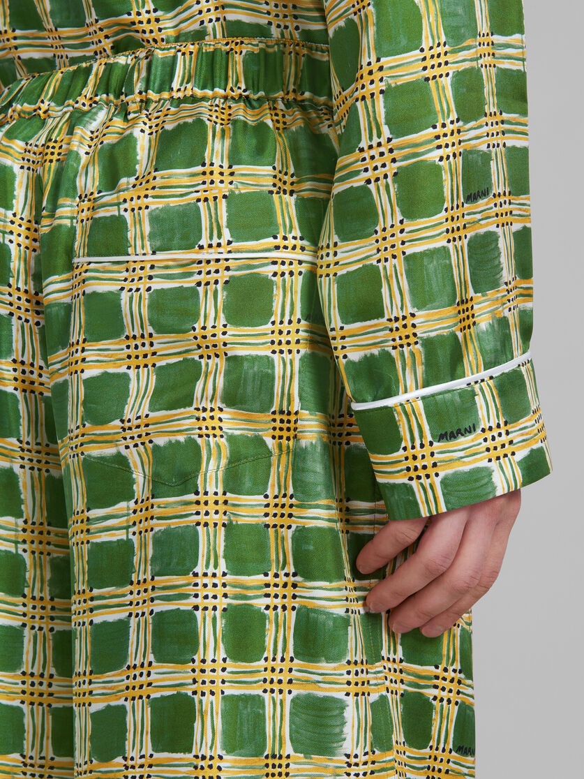 GREEN SILK TWILL TROUSERS WITH CHECK FIELDS PRINT - 4