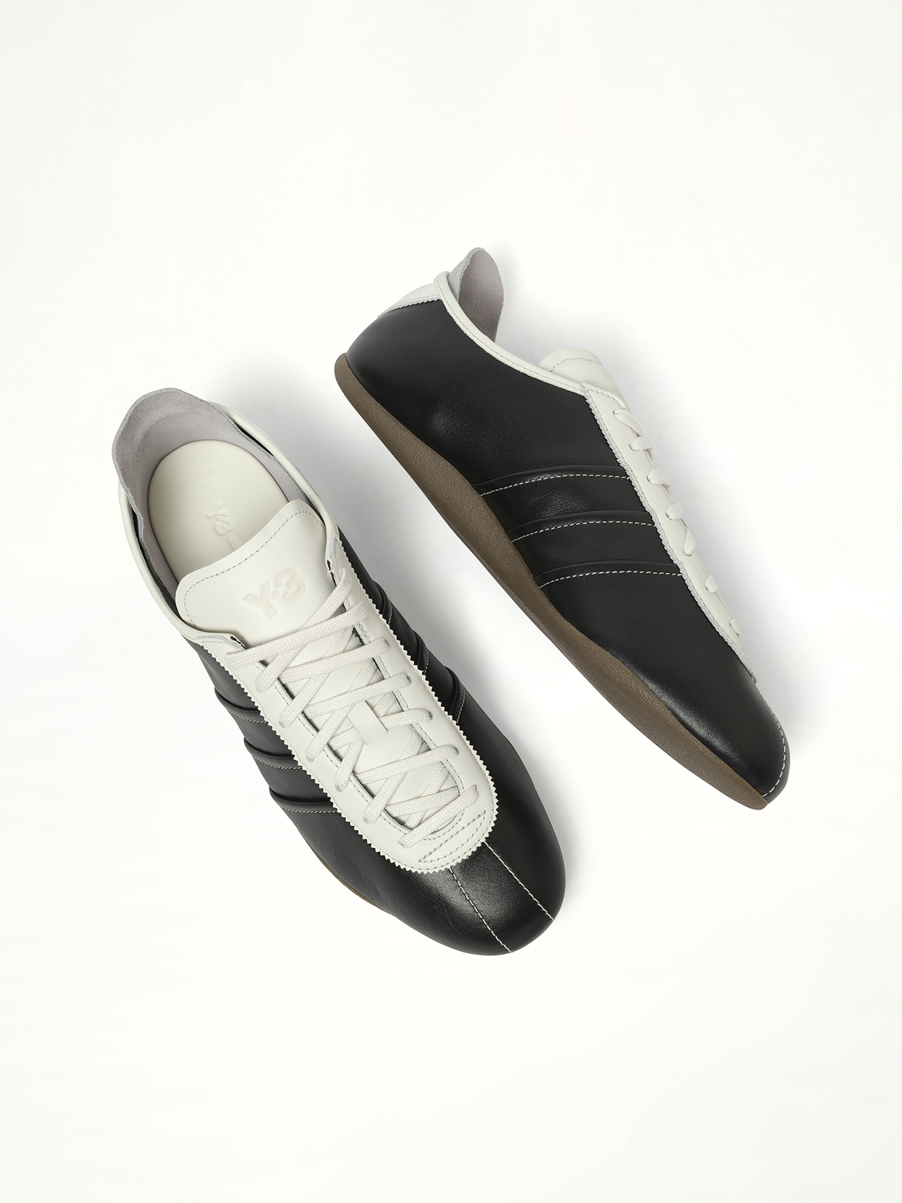 Tokyo Sneaker in Black - 4